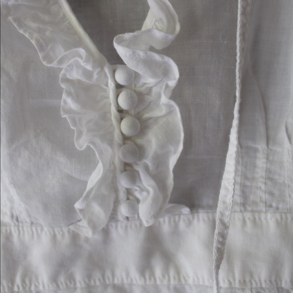 White Button Down Ruffled Blouse - Picture 4 of 5
